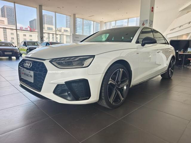 Audi A4L 2025 модельного года, тираж 2 миллиона экземпляров, 40 TFSI