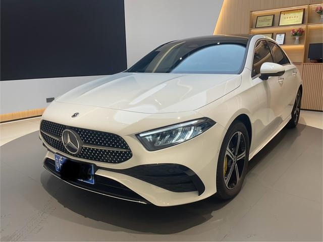 Mercedes-Benz A-Class 2024 года, рестайлинг, 200 л