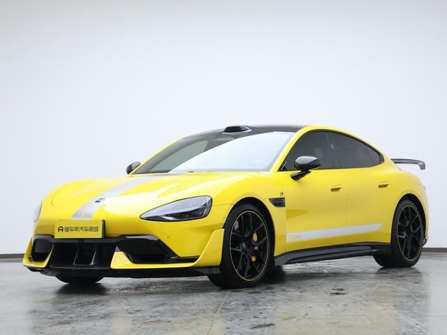 Модель Xiaomi SU7 Ultra 2025