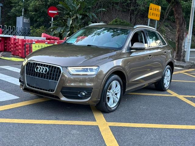 Audi Q3 35 TFSI quattro 2015 года
