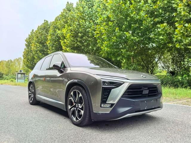 NIO ES8 2022 model 580km range